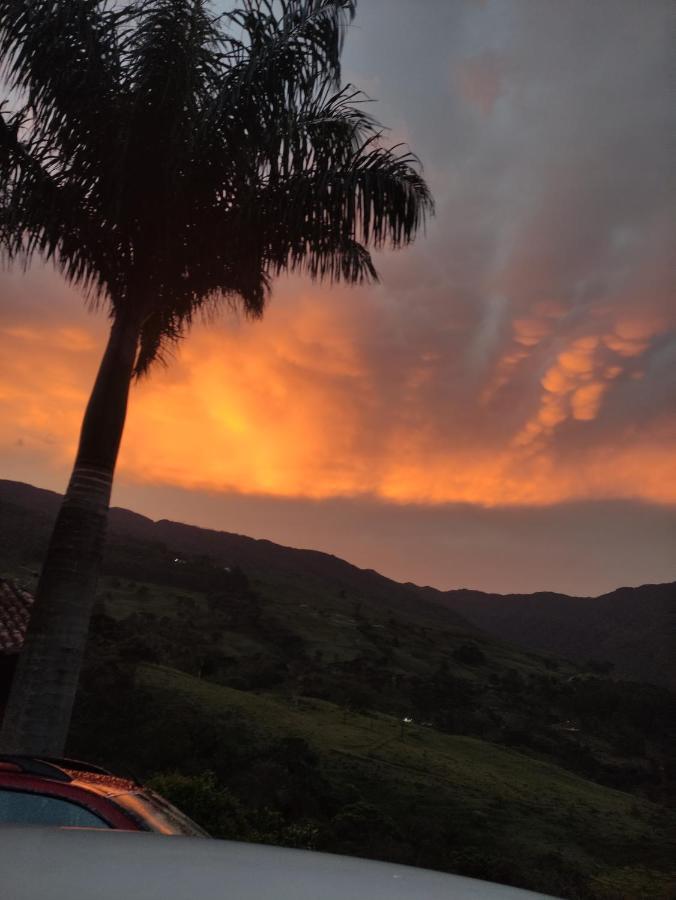 Pousada e restaurante Além das Nuvens Guaratinguetá Exterior foto